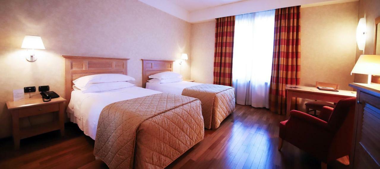 Monica Hotel Fiera Pregnana Milanese Exteriér fotografie
